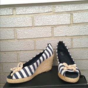 Wedges striped shoes